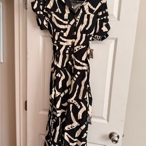 Vestique Abstract Black and Cream Jumpsuit